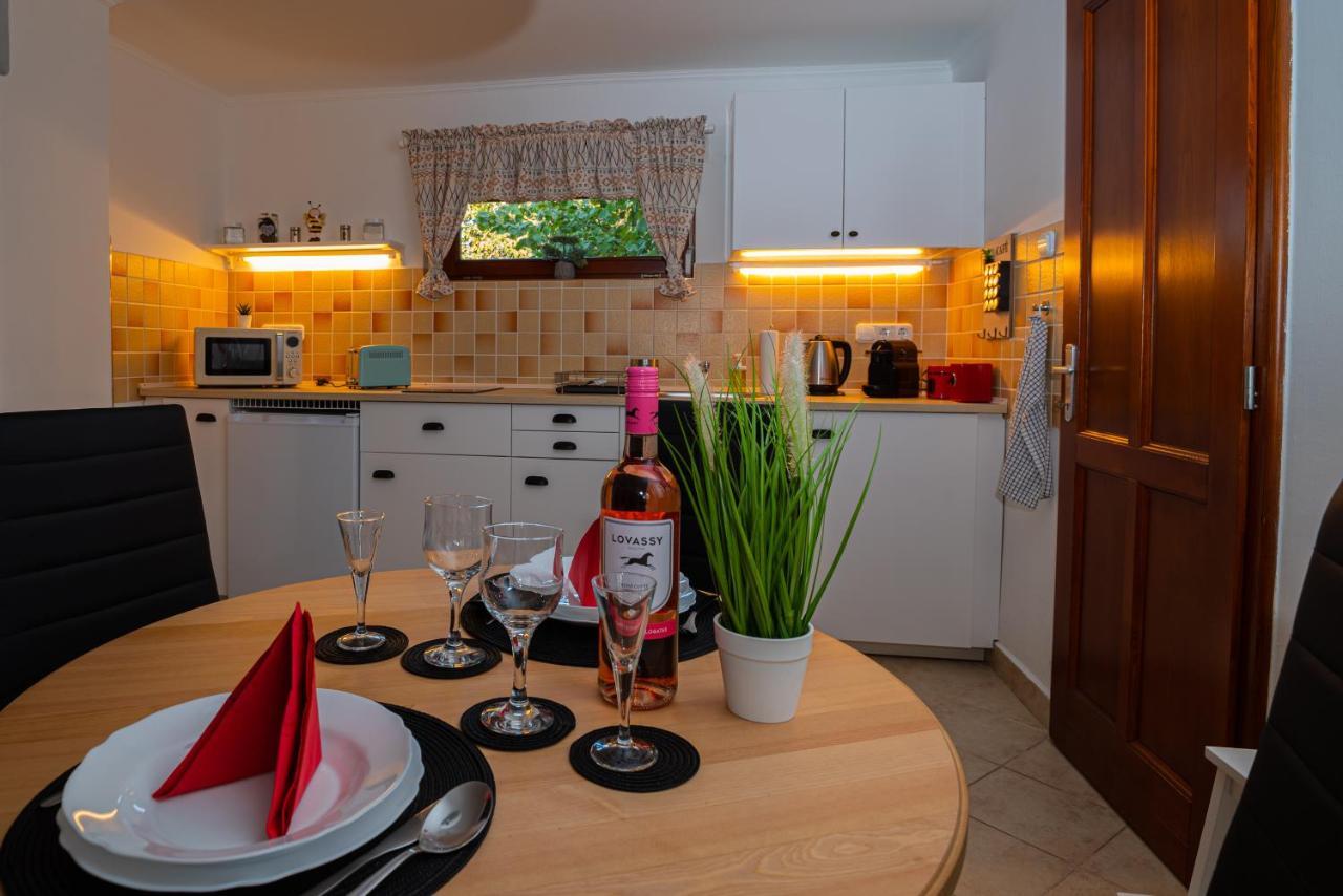 Kopa Vendeghaz Apartment Szigetvar Bagian luar foto